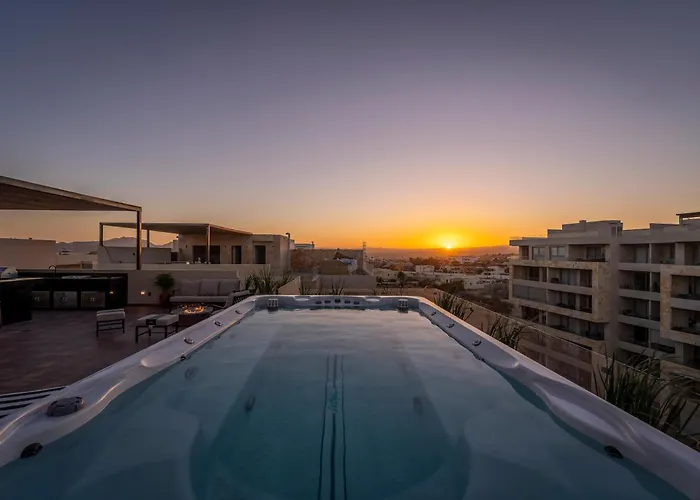 Brand New Luxury Ph With Private Pool And Views Apartment